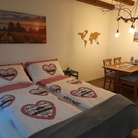 וילנב Studio Chez Un Vigneron Au Village Au 2Eme Etage Sans Ascenseur מראה חיצוני תמונה